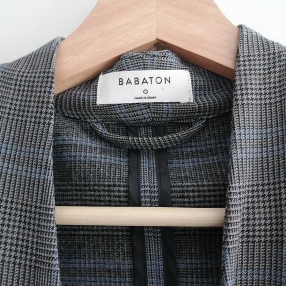 Aritzia Babaton Power Hip Blazer Macauley Glencheck Gray Blue Plaid Size 0 - Picture 12 of 17